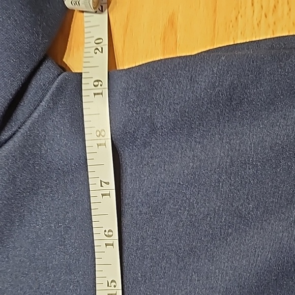 Mens Hoodie- Under Armour - Picture 4 of 6